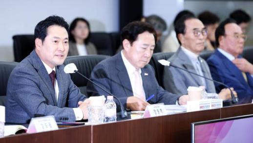 장동혁 국힘 대표 만난 중소기업계...노란봉투법 사업주 방어권 요청