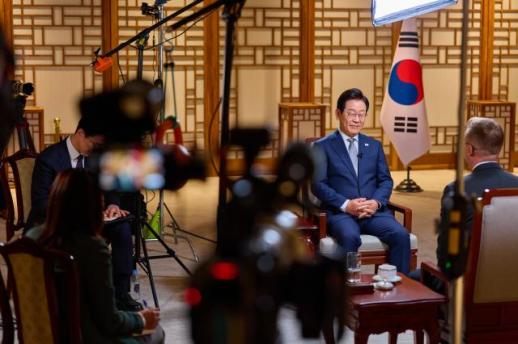 李 북·미 만나면 적극 지원…美 관세협상 합리적 결과 기대