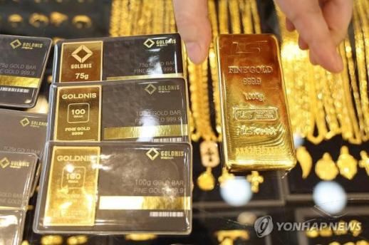 김치프리미엄이 빚은 차이…KRX금현물 13%↓·국제금 0.9%↓