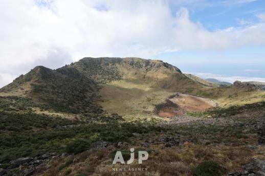 TRAVEL: Discover beauty of Mt. Hallasan and hidden gems on volcanic island of Jeju
