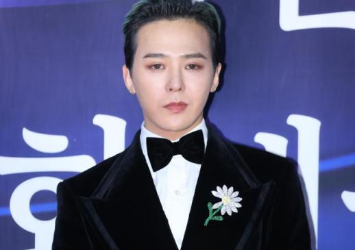 G-DRAGON, 옥관 문화훈장 수훈…어릴 적 꿈 이뤘다