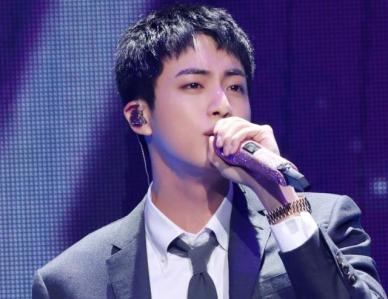 방탄소년단 진 공연 열기는 제 책임…두근두근하는 마음으로 오세요