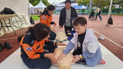 안산소방, 장애학생 체육대회서 생명지킴 심폐소생술 교육 