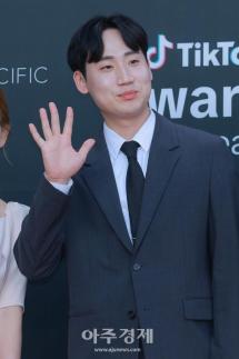 [포토] 추추의 한끼식사, 틱톡 어워즈2025 레드카펫 참석