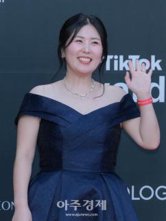 [포토] 릴리언니, 틱톡 어워즈 2025 레드카펫 참석