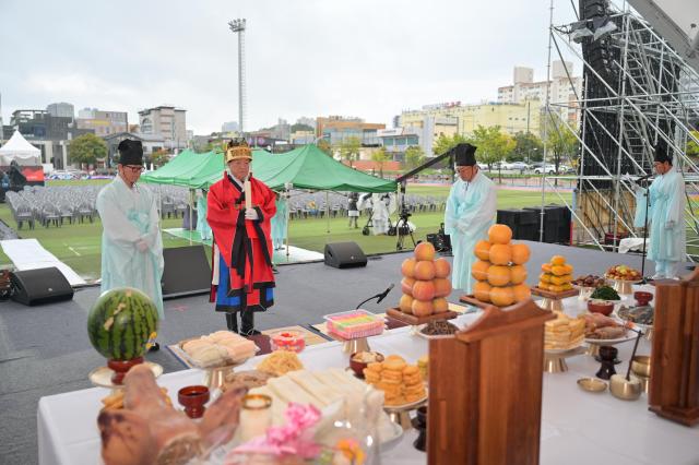 삼신합동제 사진속초시