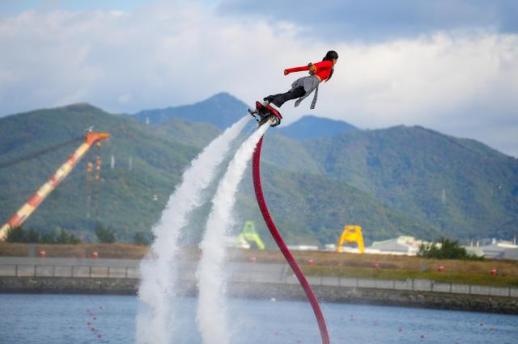 창원, 하이드로플라이·드래곤보트로 해양레저 달군다