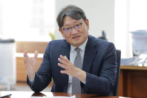 [아주초대석] 권기섭 경사노위 위원장 노동시장 전환기, 경사노위 정상화 시급