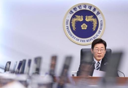 Sticking points still remain in trade negotiations with US ahead of Trump visit, Lee says