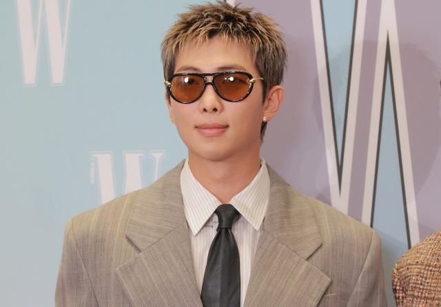防弾少年団のRM、APEC CEOサミット初のKポップの講演者を務める