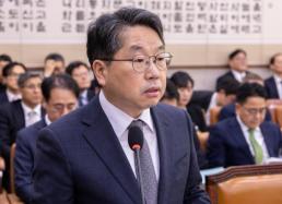 노만석 검찰총장 직무대행 검찰개혁 반대 안 해…국민의 검찰로 거듭날 것
