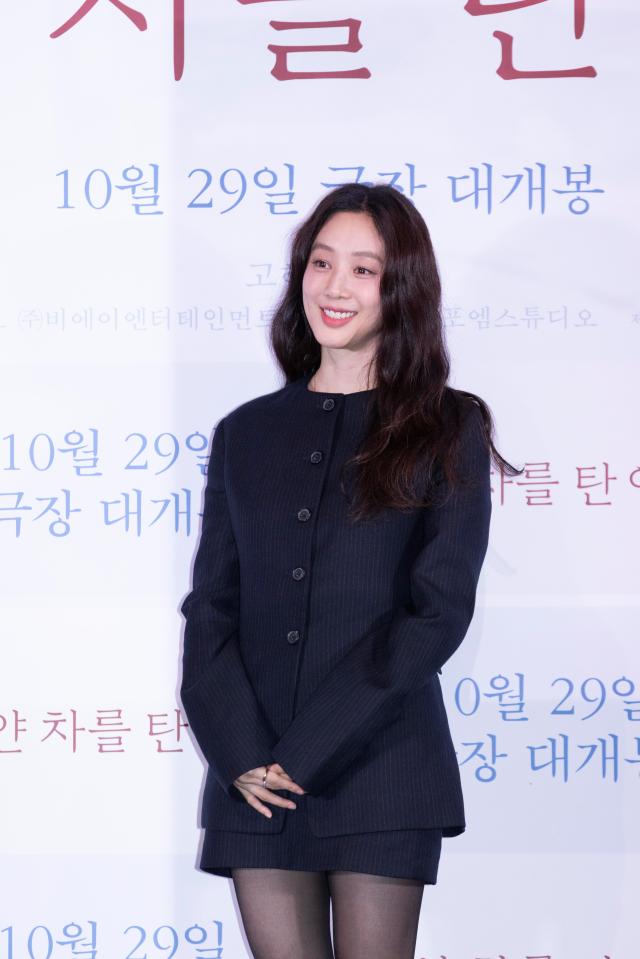 영화 하얀 차를 탄 여자 정려원 사진바이포엠스튜디오