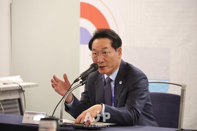 Incheon Mayor Yoo Jeong-bok  Oct 27 2025 AJP Han Jun-gu