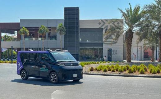 [NNA] 中 위라이드, 리야드에서 로보택시 상용 운행 시작