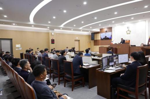 서천군의회, 제335회 임시회 8일간 일정 마무리…조례안·군정질문 등 처리