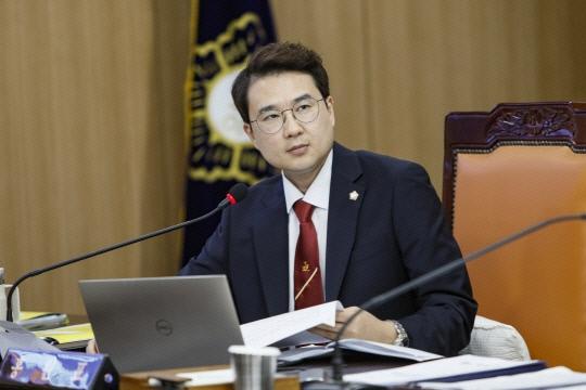 홍원표 전 예산군의원 사진예산군의회 제공