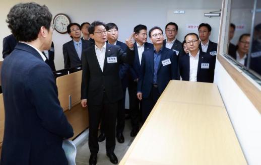 금융위, 보이스피싱 피해 예방 위한 AI 플랫폼 구축