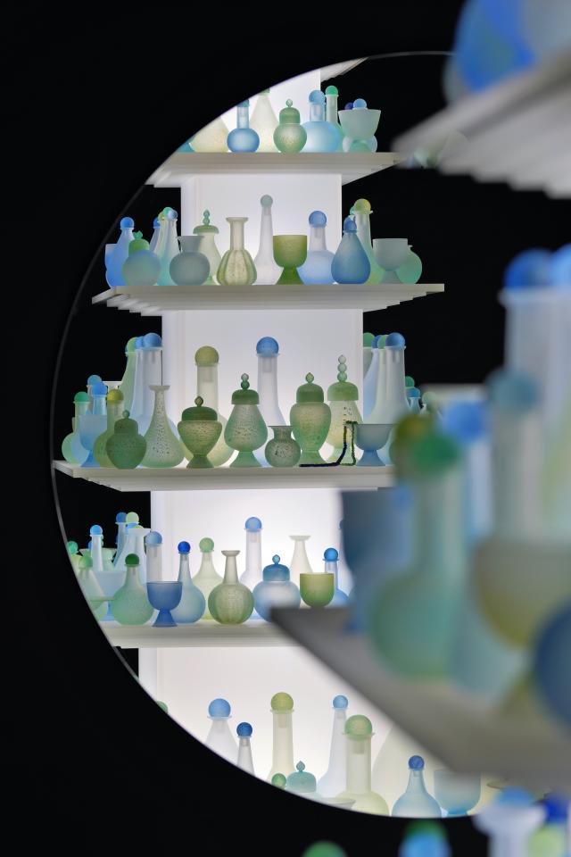 신라한향 전시 전경 사진예술경영지원 센터