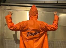 조인성 드디어 이겼다…한화 한국시리즈 첫 승에 환호