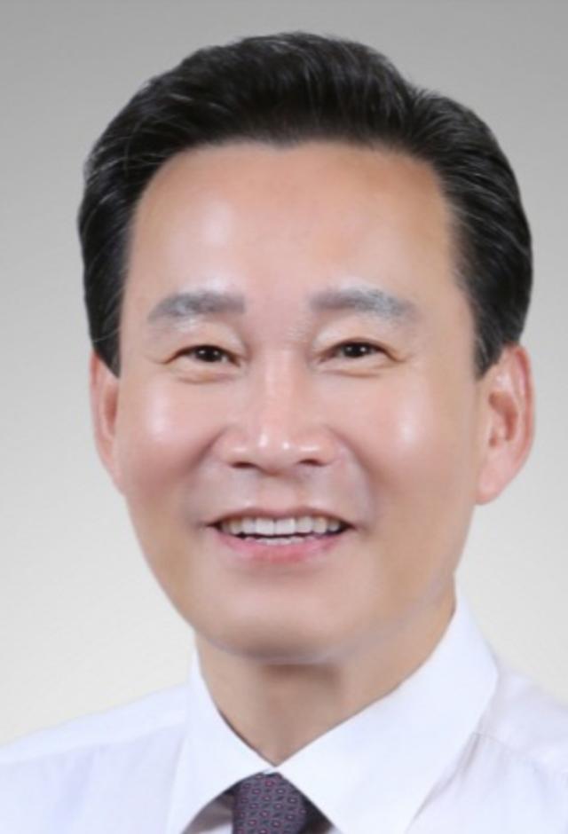 더불어민주당 동해·태백·삼척·정선지역위원회 이정훈 위원장 사진이동원 기자