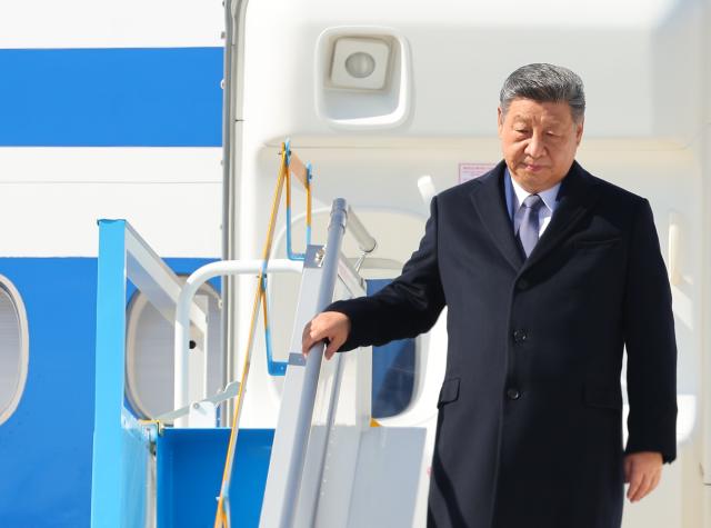 Lee stresses Chinas constructive role for North Koreas denuclearization