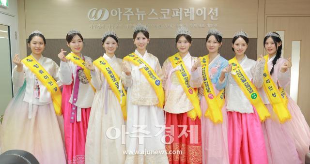 [포토] 미모 뽐내는 제39회 사선녀 선발대회 수상자들