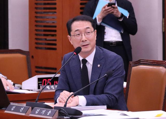 김건 "韓美 관세 협상 자화자찬 금물…2000억불 회수 여부가 관건"