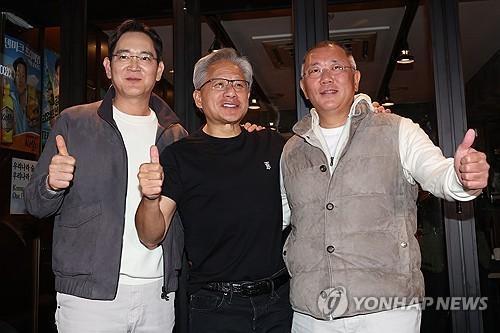 [아주경제 오늘의 뉴스 종합] 젠슨 황·이재용·정의선 치맥 회동… AI 깐부 도원결의 外