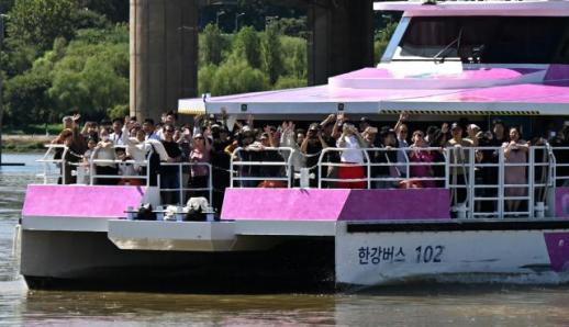 서울시 한강버스 무탑승 한달간 사고 3건...정식운항 문제 없어