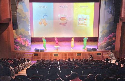 전남교육청, 찾아가는 위생교육 뮤지컬 빨간모자 눈길