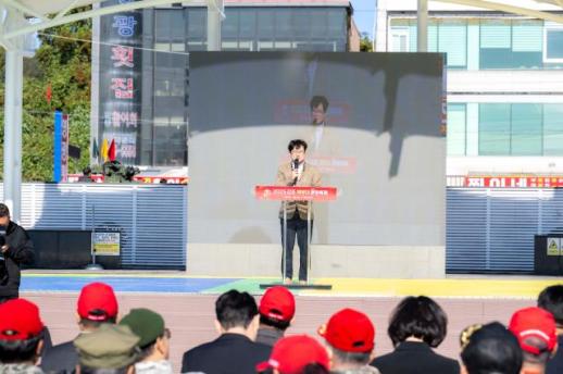 김병수 김포시장 군사지역 접경지 특색 살려 안보 넘어 문화로 소통…전국 대표 관광 도시로