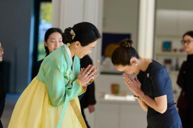 김혜경 여사 "韓 품격·따뜻한 정 보여줘 감사"…APEC 자원봉사자 격려