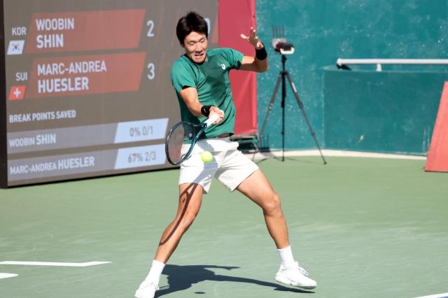 2025 유진투자증권 서울오픈에서 경기를 뛰는 신우빈 사진2025 유진투자증권 서올오픈 테니스 조직위원회