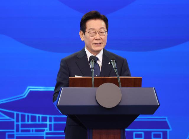 "实用外交"成果显著 李在明支持率时隔3周反弹