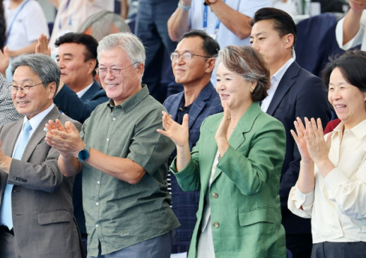 검찰, 김정숙 여사 옷값 의혹 서울청에 재수사 요청