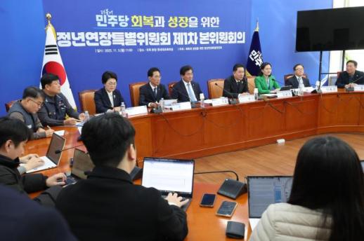 與, 연말까지 정년 65세 입법 추진…세대 간 형평성 시험대