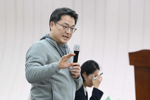 문신학 산업통상부 차관이 3일 산업부 출입기자단 오찬간담회에서 발언을 하고 있다 사진산업통상부