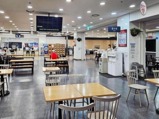 홈플러스 인수전 출사표 하렉스인포텍·스노마드... 자금조달 여력 물음표