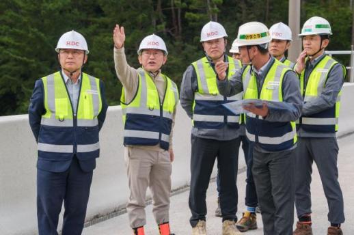 HDC현대산업개발, 동해선 고속도로 현장 안전 점검 강화