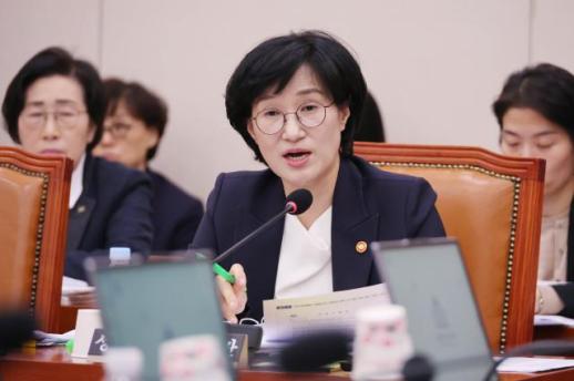 원민경 구조적 성차별 해소가 성평등부의 기본 과제 