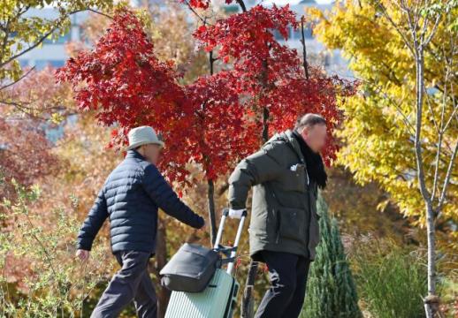 [내일 날씨] 낮부터 날씨 포근...큰 일교차 유의