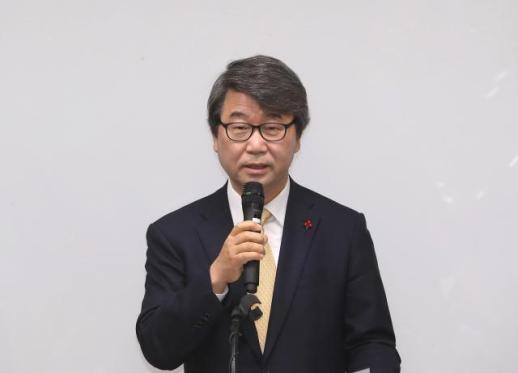 김지형 신임 경사노위 위원장 경사노위, 완전한 회의체로 재가동해야