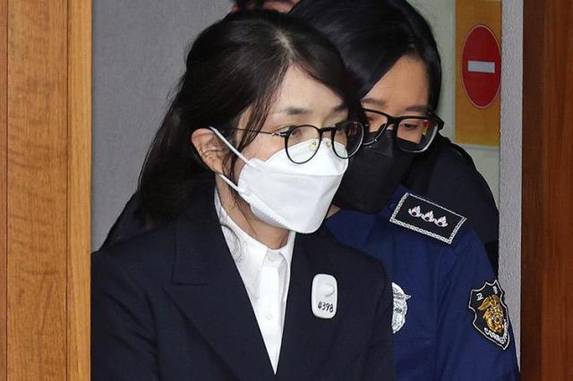 법정 출석한 김건희 사진연합뉴스