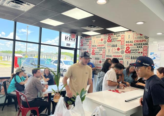 제너시스BBQ 그룹이 최근 사우스 캐롤라이나 주 인디언랜드와 그린빌 지역에 각각 BBQ인디언랜드점과 BBQ 그린빌점을 새롭게 오픈했다 사진은 사우스 캐롤라이나 주 인디언랜드점 모습 사진제너시스BBQ그룹