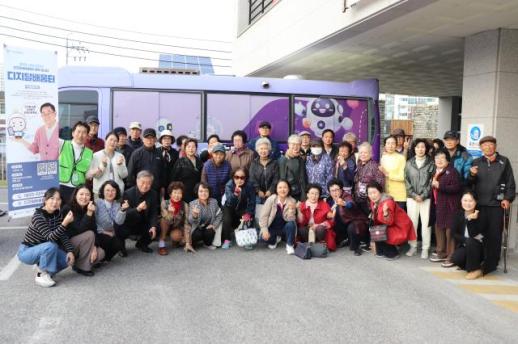 묵호노인종합복지관, 디지털배움터 에듀버스 특강 성료…어르신 디지털 역량 강화 外