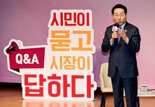 [강대웅의 정문일침(頂門一鍼)] 유정복 인천시장 애인(愛仁) 열정, 더 뜨거워졌다