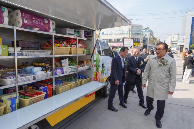 ‘찾아가는 황금마차’ 힘찬 출발사진서천군