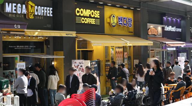 Over-crowded Korean coffee market squeezes small franchises to venture overseas