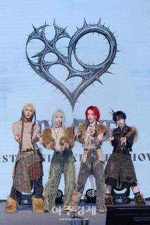 [포토] 엑스러브(XLOV), 미니 1집 UXLXVE(언러브) 로 컴백