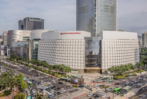 서울 송파구에 있는 롯데 에비뉴엘 잠실점 전경 사진롯데쇼핑